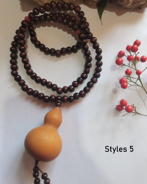 custom pet portrait necklace,hand carved gourd