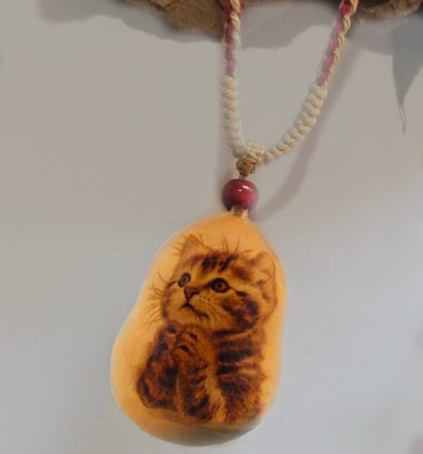 custom pet portrait necklace,hand carved gourd
