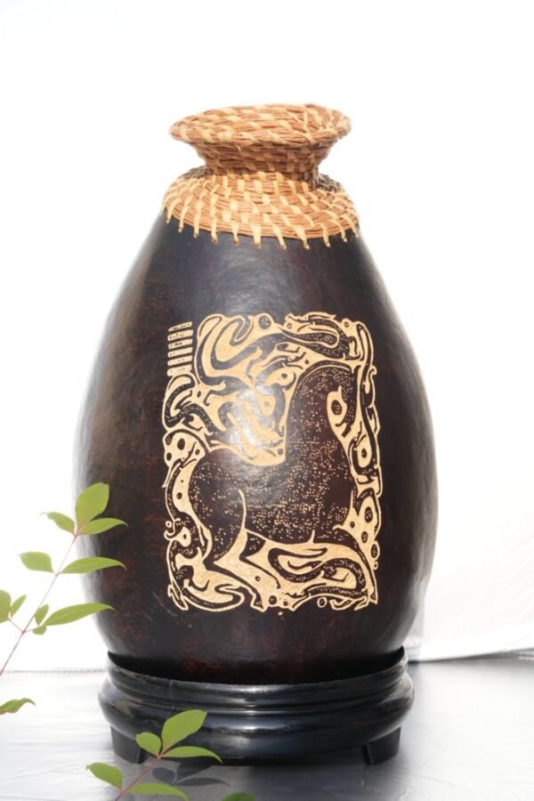 Horse,Carved gourd vases for dried flowers,Artist hand carved,Natural Gourd